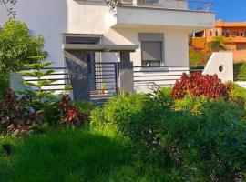 Maison d'Or M2 Location appartement Imi Ouaddar, holiday rental in Imi Ouaddar