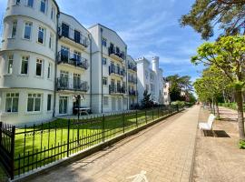 Haus Kastell - Suite Strandglück, spa hotel in Ahlbeck