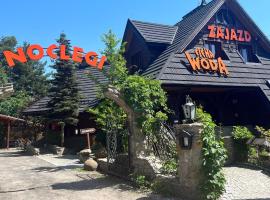 Zajazd Cicha Woda, plážový hotel v destinaci Maniowy
