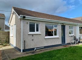 Eva Lodge, cabin in Tralee