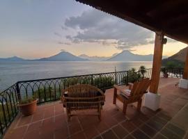 Casa Laguna: Best View In The World, hotel en Santa Cruz La Laguna