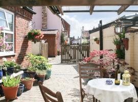 Northgate Bakery Annex, holiday home in Beccles