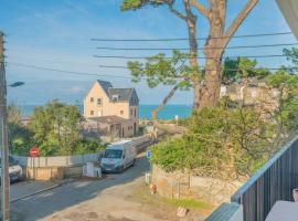 La mer &agrave; vos pieds, la plage &agrave; 50m