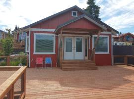 Waterfront Cabin - Homer Seaplane Base, vacation home in Homer