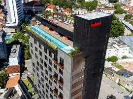 Tolive One Housi - Próximo ao Consulado Americano com Piscina, Jacuzzi e Academia by Carpediem