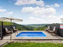 Awesome Home In Krapinske Toplice With 2 Bedrooms, Wifi And Outdoor Swimming Pool
