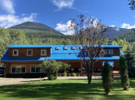 Cougar Mountain Lodge B&B, hôtel à Valemount