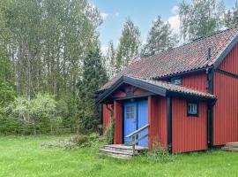 Amazing Home In Grisslehamn With Sauna, mökki Grisslehamnissa