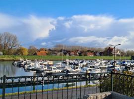 Amazing Home In Stavenisse With Sauna, hôtel 5 étoiles à Stavenisse