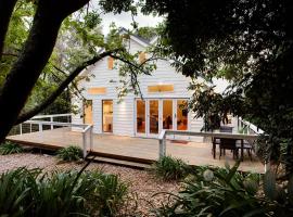White Cottage, holiday home in Wentworth Falls