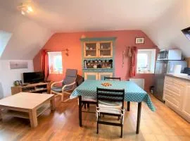 Appartement centre Trégastel, proche plage, 2 chambres, parking - FR-1-368-380