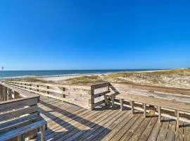 Gulf Shores Vacation Rental with Community Pool