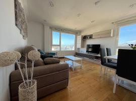 Apartamento La Salvé - Monabri, hotel in Laredo