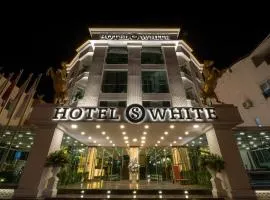 HOTEL S WHITE