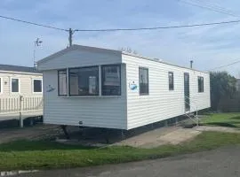 No. 1 Family Caravan at Golden Gate Holiday Centre, Sleeps 6