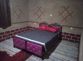 Berber Traditional House, cabaña o casa de campo en Merzouga