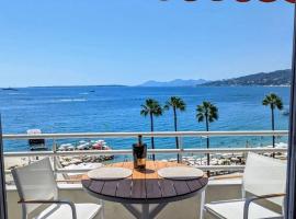 Superbe appartement vue mer panoramique, khách sạn thân thiện với thú nuôi ở Juan-les-Pins