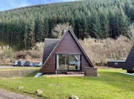 Caledonia Lodge, chalet in Spean Bridge