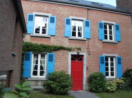 Chambre d'hôte Les Volets Bleus, bed & breakfast i Namur