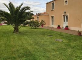 Le logis du marais, bed and breakfast i Les Magnils-Reigniers