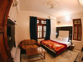 Maa Vaibhav Laxmi Guest House, hotell i Rishīkesh