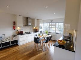 Riverwalk Apartment North, leilighet i Datchet