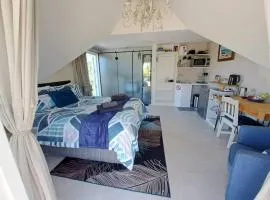 Cape Dutch Flair Business unit
