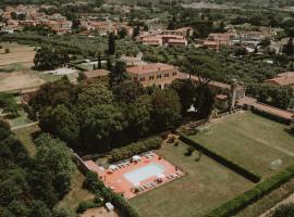 Agriturismo Villa Rosselmini, hotel con estacionamiento en Calci
