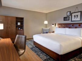 Four Points by Sheraton Boston Newton、ニュートンのプール付きホテル