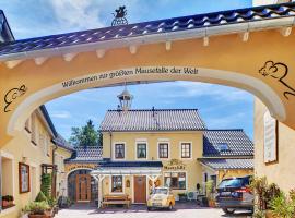 Ferienwohnungen Am Eifelsteig, hotel con estacionamiento en Neroth