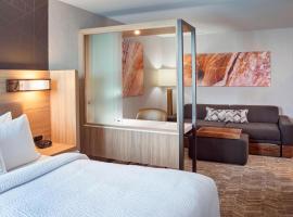 SpringHill Suites by Marriott Grand Rapids West, khách sạn ở Grandville