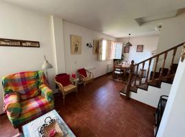 Apartamento Las Martas, апартаменти у місті Комільяс