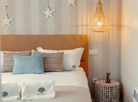 Shellter Apartments by the sea, hotel con vasche idromassaggio a Vieira de Leiria