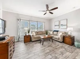 FallGetaway - Retreat - Steps to Beach - Spacious