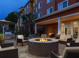 Residence Inn by Marriott Charleston North/Ashley Phosphate, hotel perto de Middleton Place, Charleston