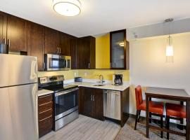 Residence Inn by Marriott Milwaukee North/Glendale、Glendaleのホテル