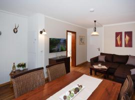 NEU! Ferienwohnung Zur Linde, хотел с паркинг в Toppenstedt