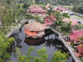 Cabañas Mountain River Lake Inn