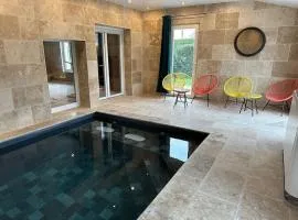 Gite 5 chambres, piscine intérieure, proche du Der