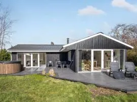 Stunning Home In Hemmet With Kitchen