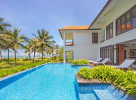 Abogo Luxury Resort Villa Da Nang Beachfront, ubytování s lázní onsen v destinaci Danang