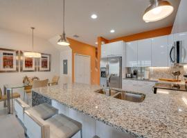 Townhome with Lanai about 9 Mi to Disney!