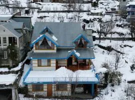 StayVista at Jodhpur House - 3 BR Pet friendly Cozy villa in Manali