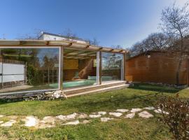 Rural Cottage, cabin in Alfeizerão