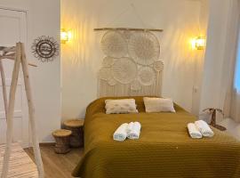 Cassis, charmant appart en face de la plage., Hotel in Cassis