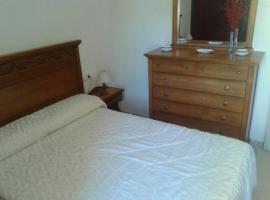 relax apartamento, hotel u gradu Son Carrio