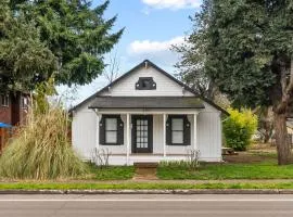 2-Bedroom Bungaloo nestled close to Urban Centers