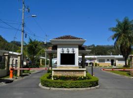 Alojamiento en Playa Herradura, hotel in Herradura