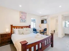 Fitzroy Studio central location #169