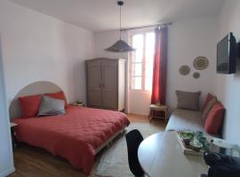 La Provinciale en Ville, hotel bajet di Montélimar